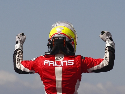 Robin Frijns gaat testen voor Trident